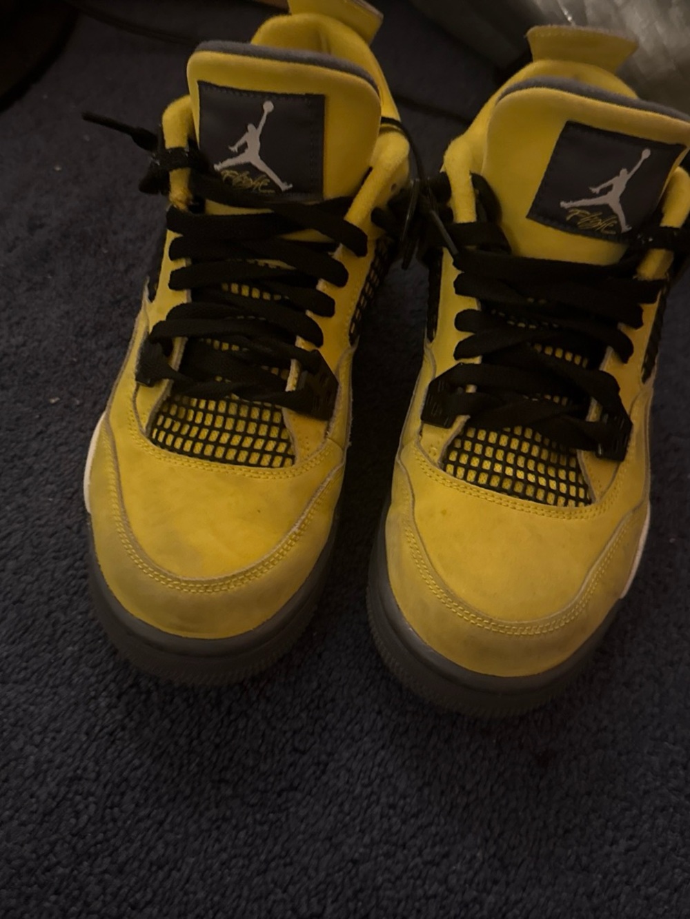 Jordan 4 Lightning